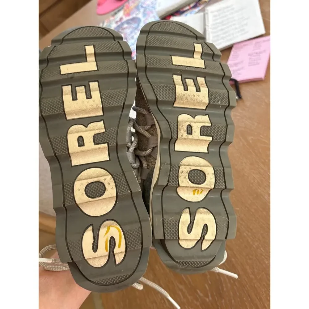 Sorel Kinetic Lace Gray Knit Running Shoes Women's Size 8 Scalloped Sole